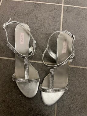 GLINT Silver Rhinestone T-Strap Heels sandal Slingback wedding guest prom chic